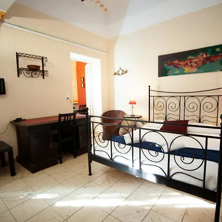 Casa Rosaleda *