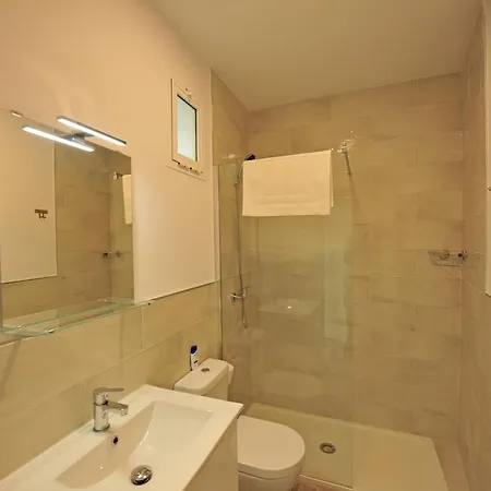 Casa Rosaleda Apartamento *