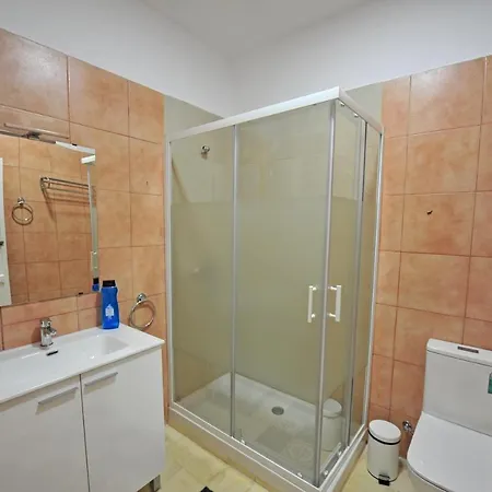 Casa Rosaleda Apartamento *