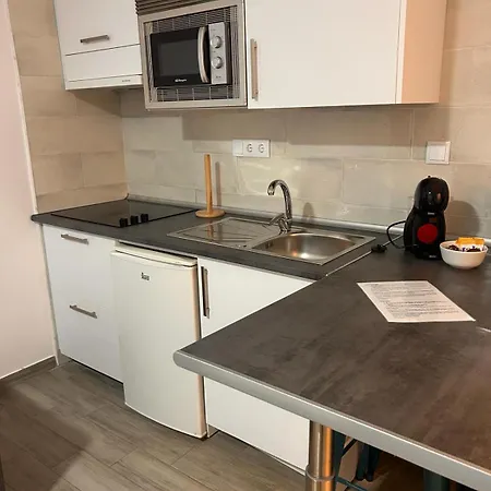Casa Rosaleda Apartamento *